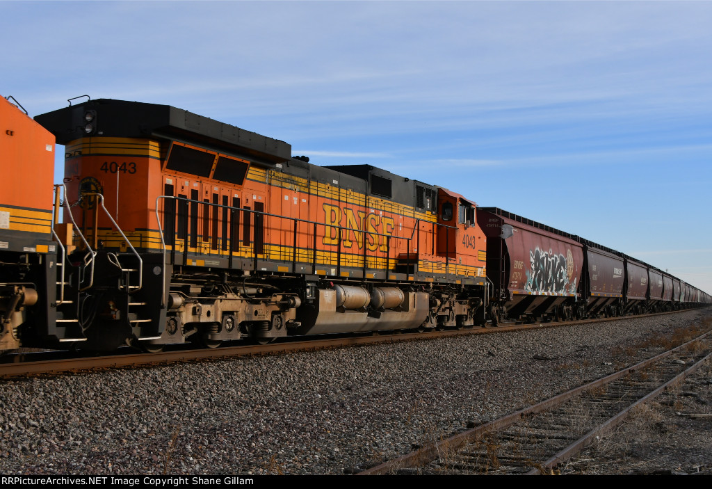 BNSF 4043 Roster shot